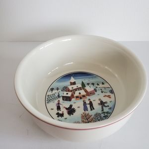 Villeroy and Boch Naif Christmas Village 1748 porcelain Cereal Bowl